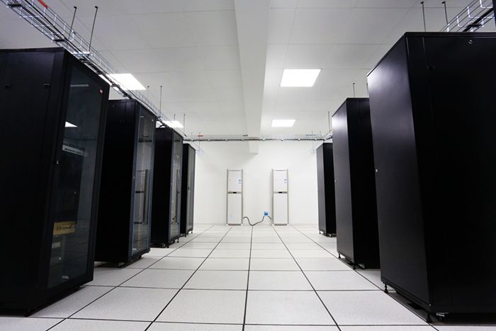 IDC嵌入式機房監控系統怎么樣？這套系統功能靈活、使用方便、經濟實惠！